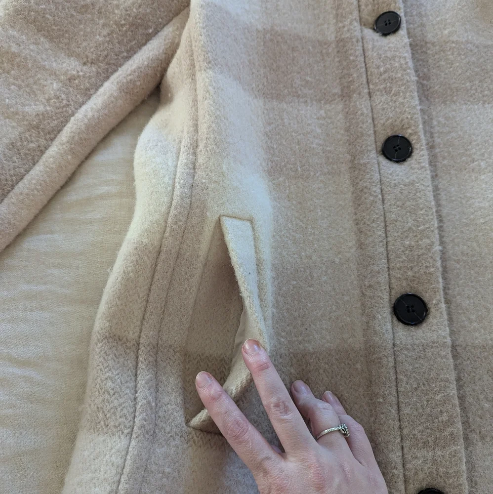 Club Monaco Shades of Beige Wool Checkered Long Coat Sz medium Neutral Pastels - Picture 6 of 16